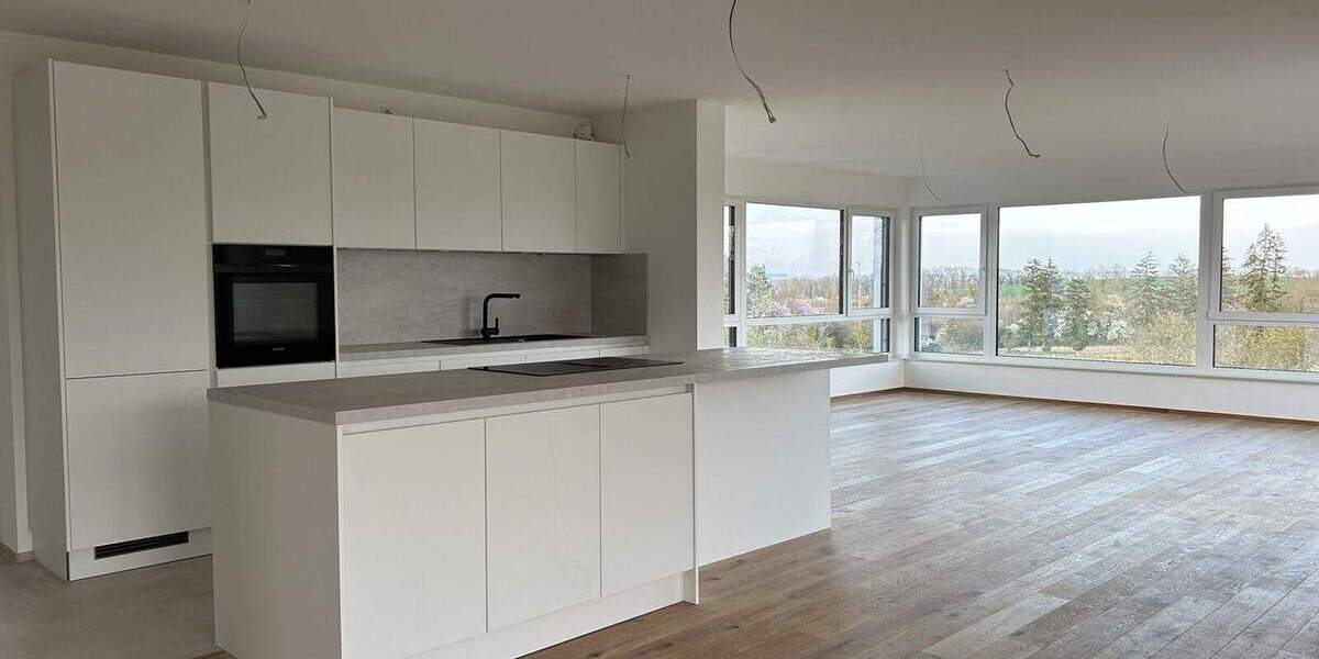 Erstbezug: Wohnen auf 158qm auf einer Etage 5 zimmer