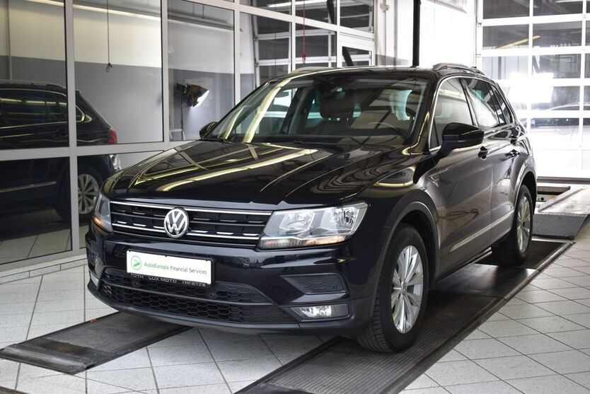 VW Tiguan 115.672 km 25.990 € Bad Friedrichshall 74177