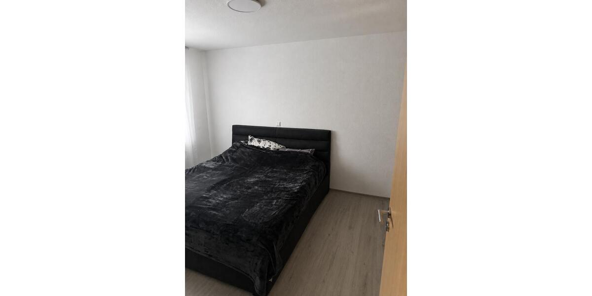 Etagenwohnung Eppingen - 2 Zimmer, 60 m&sup2;, 800&euro; | Angebot:26677337
