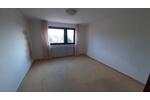 3,5 Zimmer Wohnung + Hobbyraum mit separatem WC u. Dusche 3.5 zimmer