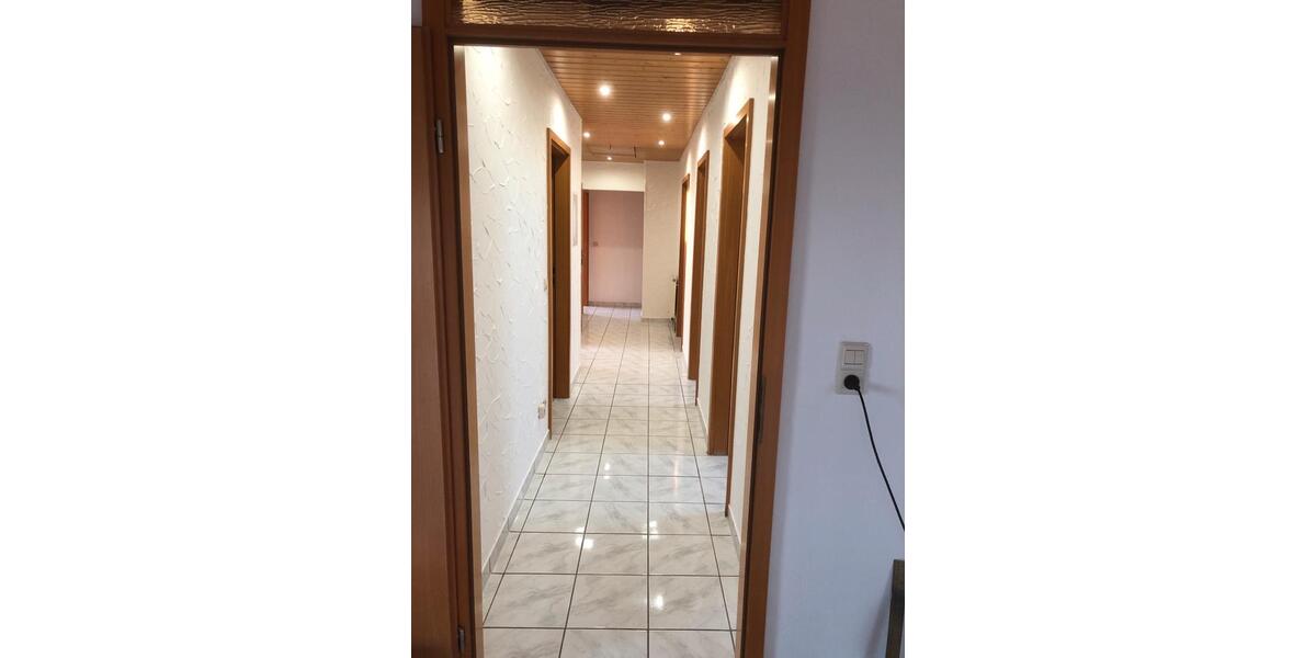 4 Zi.-DG Whg Dimbach 4 zimmer