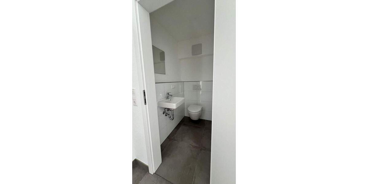 Etagenwohnung Auenstein-Ilsfeld Auenstein - 3 Zimmer, 85 m&sup2;, 1.360&euro; | Angebot:24518147