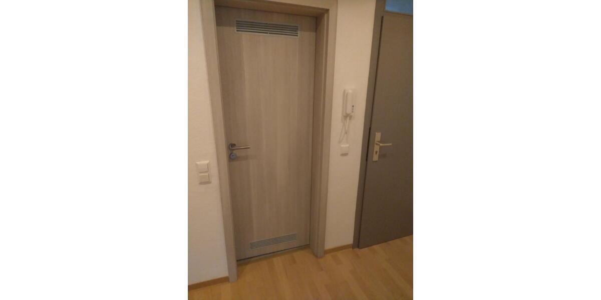 Neuwertige Wohnung mit Charme , ab sofort zu verkaufen 3 zimmer