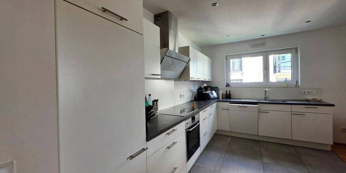 Etagenwohnung Sinsheim - 4 Zimmer, 124 m&sup2;, 1.370&euro; | Angebot:26751007