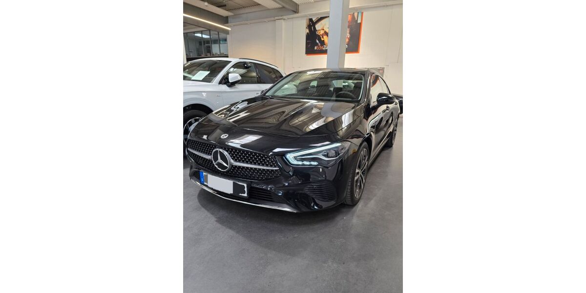 Mercedes-Benz CLA 180 19.000 km 28.300 &euro; Bönnigheim 74357