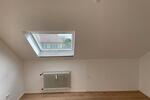 Dachgeschoßwohnung Sternenfels - 3 Zimmer, 69 m&sup2;, 750&euro; | Angebot:26477383