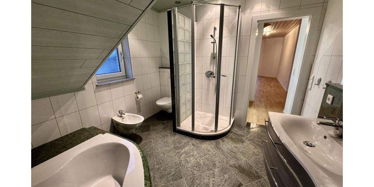 Exklusives EFH mit Sauna, Garage & Garten 6 zimmer