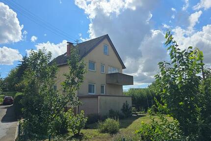 Wohnhaus mit Garage und Garten zimmer