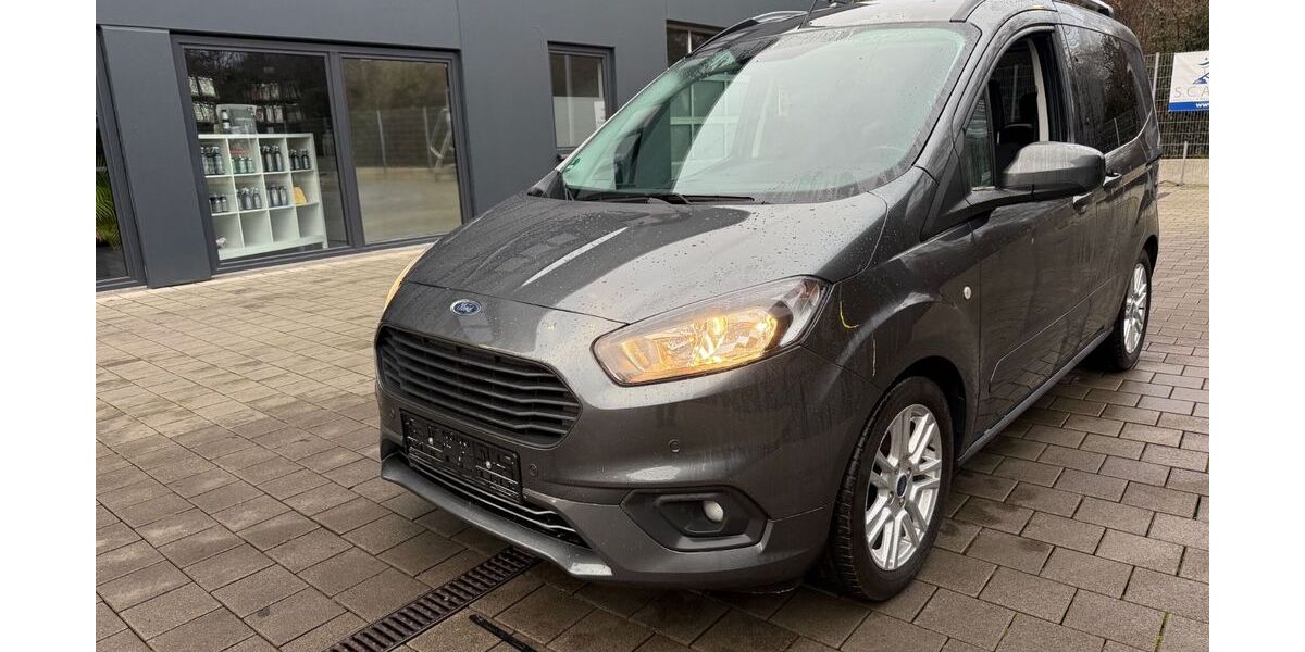 Ford Tourneo Courier 76.570 km 9.750 € Ludwigsburg 71636