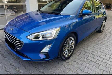 Ford Focus 77.500 km 14.750 € Brackenheim 74336