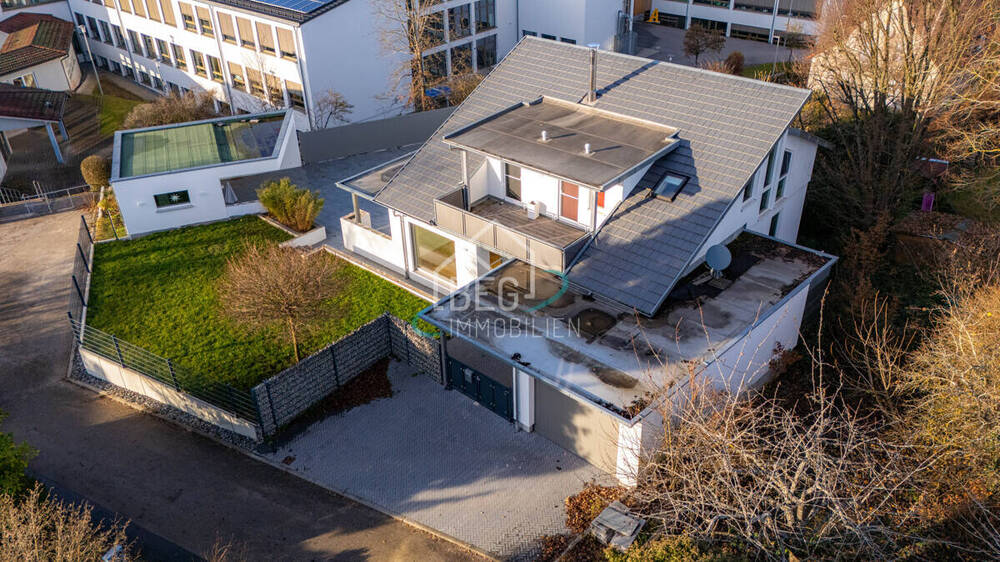 Einfamilienhaus Mainhardt - 5 Zimmer, 195 m&sup2;, 2.700&euro; | Angebot:26330441