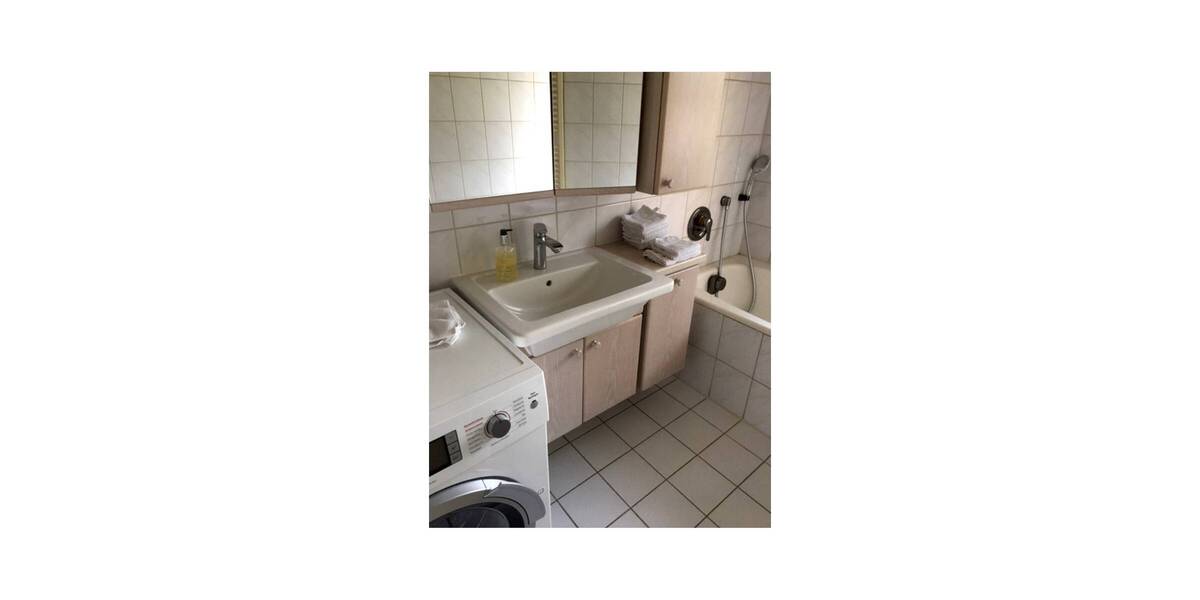 Etagenwohnung Neckarsulm - 4 Zimmer, 110 m&sup2;, 1.500&euro; | Angebot:25167633