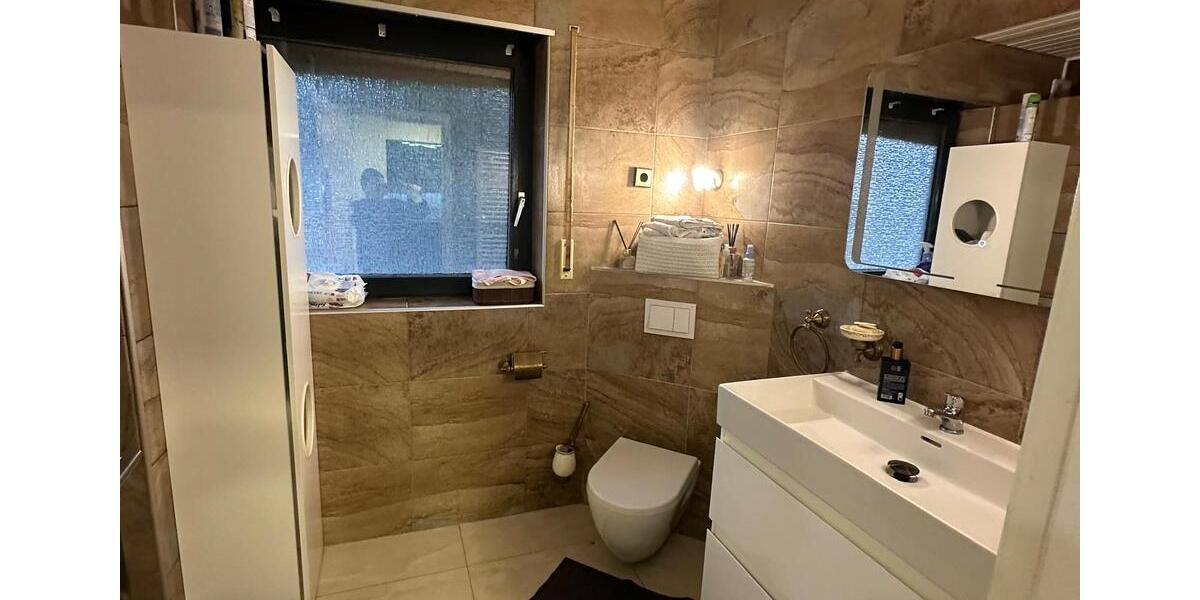 Einfamilienhaus Sinsheim - 8 Zimmer, 150 m&sup2;, 650.000&euro; | Angebot:26536140