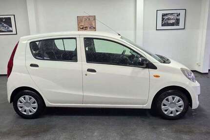 Daihatsu Cuore 135.000 km 2.900 € Asperg 71679