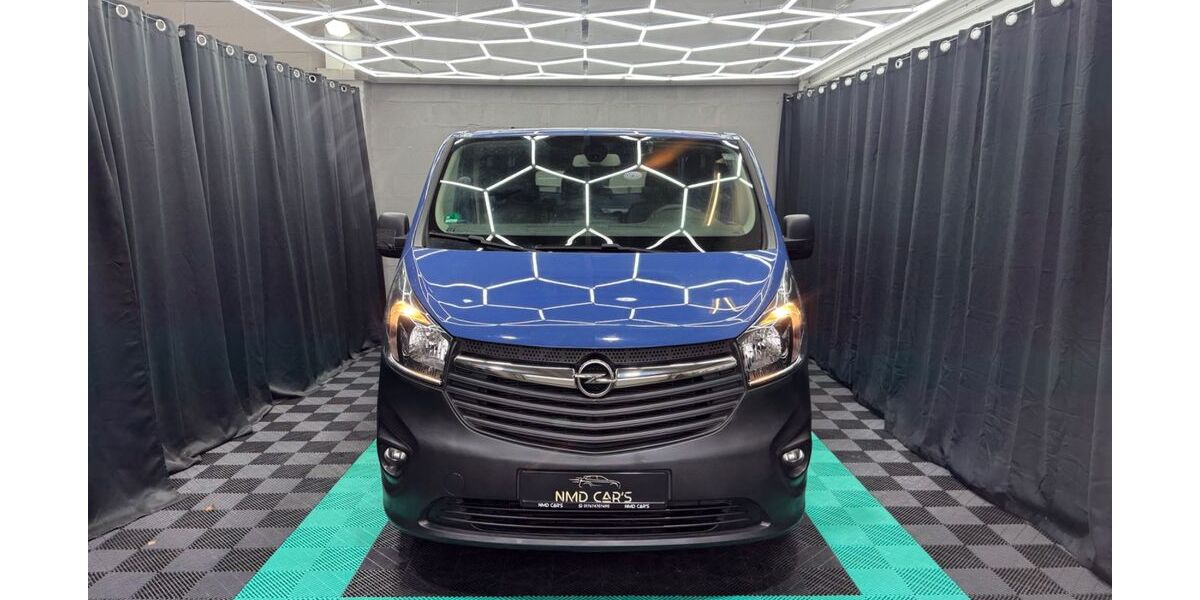 Opel Vivaro 147.000 km 10.297 &euro; Bietigheim-Bissingen 74321