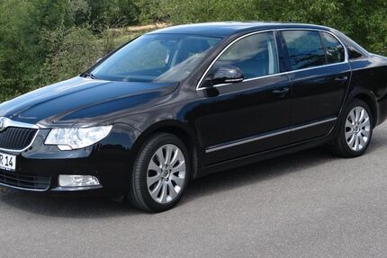 Skoda Superb 206.000 km 5.300 &euro; Steinheim an der Murr 71711