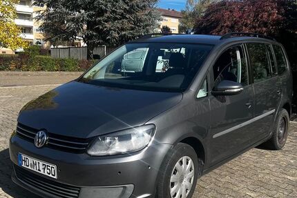 VW Touran 147.000 km 6.000 &euro; sinsheim 74889
