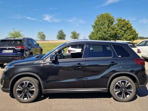Suzuki Vitara 1.4 Boosterjet Hybrid Comfort + SHINKAI 53.235 km 18.990 &euro; Obrigheim-Asbach 74847