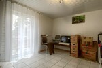 Platz für Ihre Wohnträume! Vielseitiges Haus mit großem Grundstück!