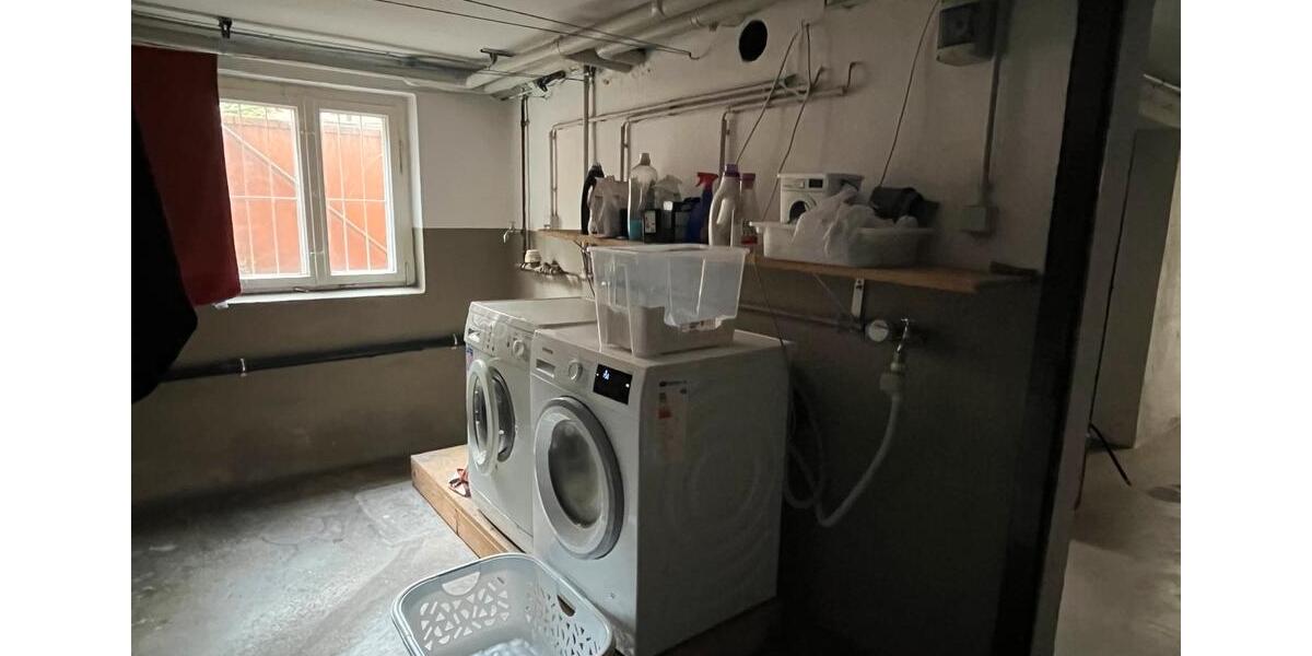 Mehrfamilienhaus, Wohnhaus Ludwigsburg Pflugfelden - 9 Zimmer, 208 m&sup2;, 675.000&euro; | Angebot:26940588