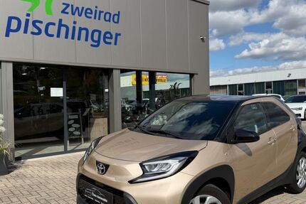 Toyota Aygo (X) 17.686 km 15.990 &euro; Sinsheim 74889
