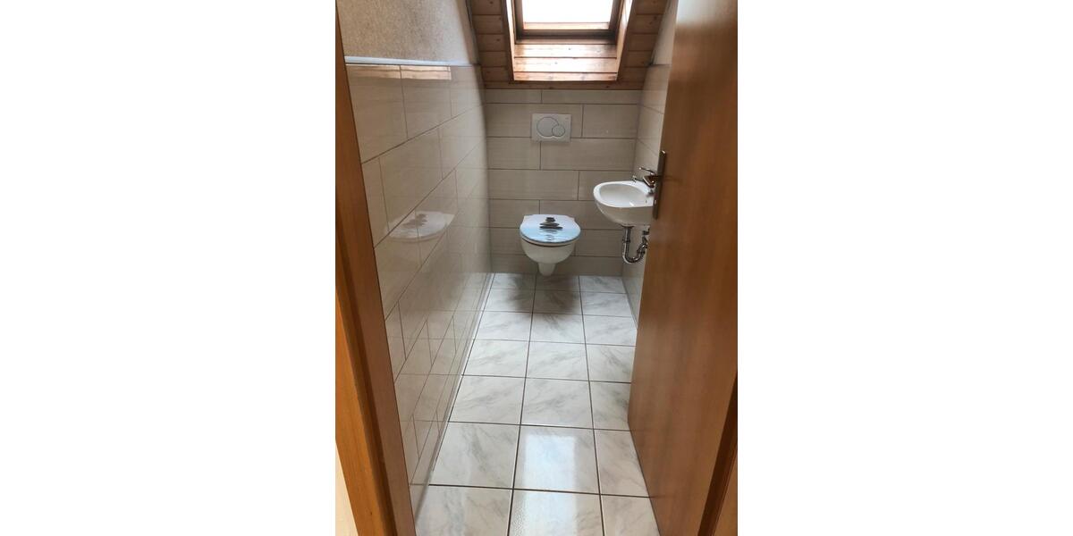 4 Zi.-DG Whg Dimbach 4 zimmer