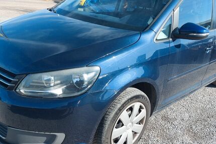 VW Touran 200.000 km 3.000 &euro; Bretzfeld-Schwabbach 74626