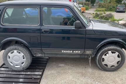 Lada Niva 51.827 km 8.999 € Sulzbach a.d. Murr 71560