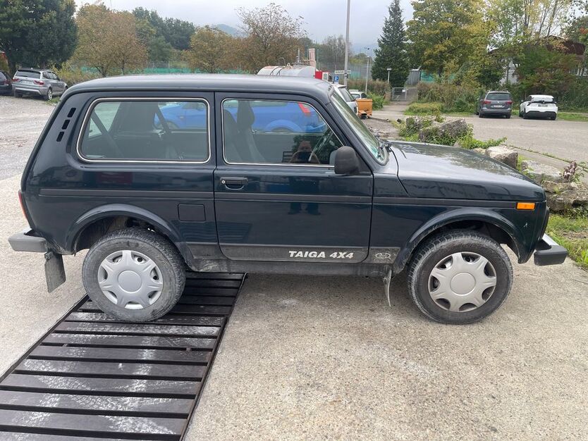 Lada Niva 51.827 km 8.999 € Sulzbach a.d. Murr 71560