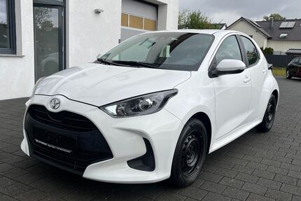 Toyota Yaris 136.350 km 9.799 &euro; Bad-Friedrichshall 74177