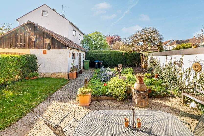 WEITBLICK: Doppelhaushälfte mit mediterranem Flair! 5 zimmer