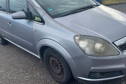Opel Zafira 220.555 km 599 &euro; Untergruppenbach 74199