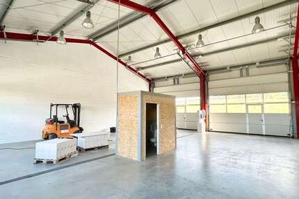 Halle in Güglingen 1.000 € 90 m² zimmer