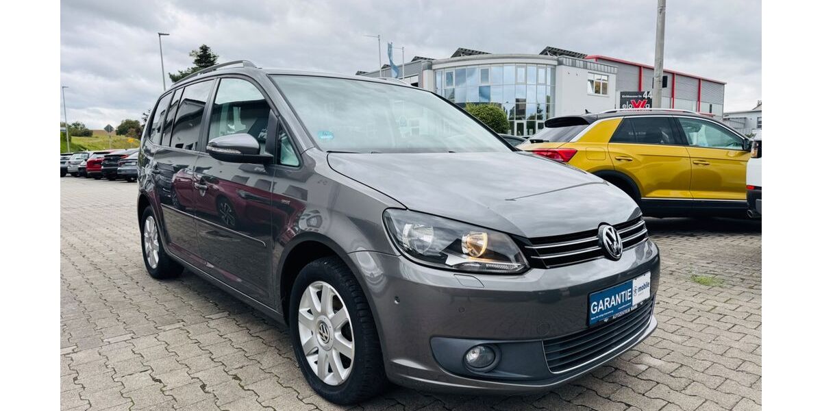 VW Touran 71.987 km 11.970 € Bad Rappenau 74906