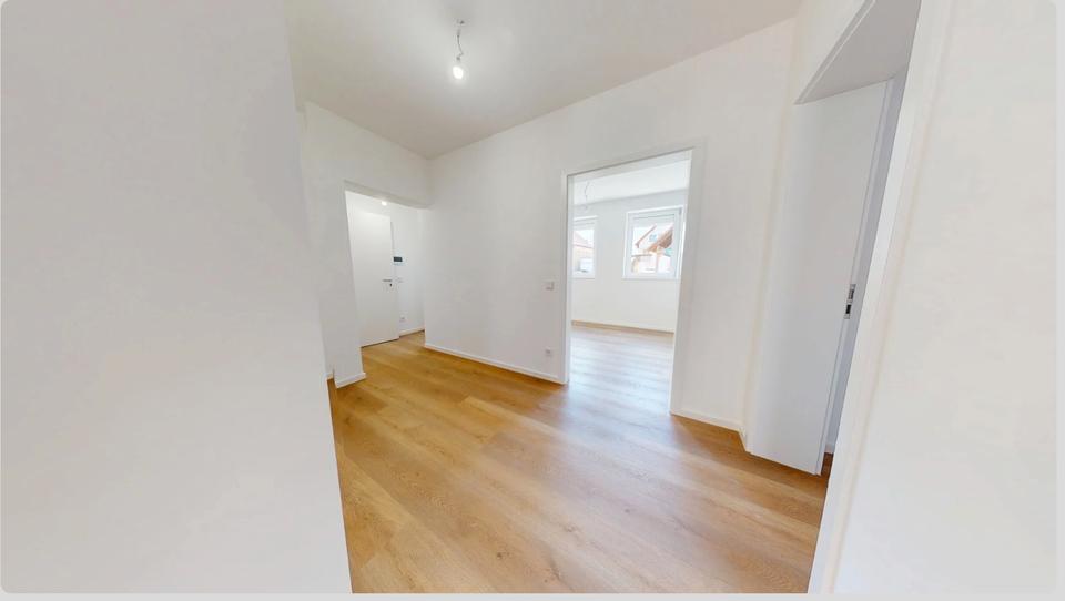 Erdgeschoßwohnung Sternenfels - 3 Zimmer, 83 m&sup2;, 1.100&euro; | Angebot:26384352