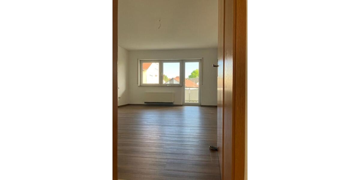 Etagenwohnung Vaihingen an der Enz - 2 Zimmer, 79 m&sup2;, 760&euro; | Angebot:25452026