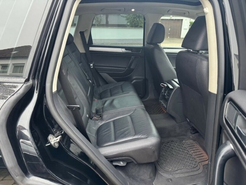 VW Touareg 3.0 V6 TDI Terrain Tech 4 Motion 161.000 km 17.990 € Neckarsulm 74172
