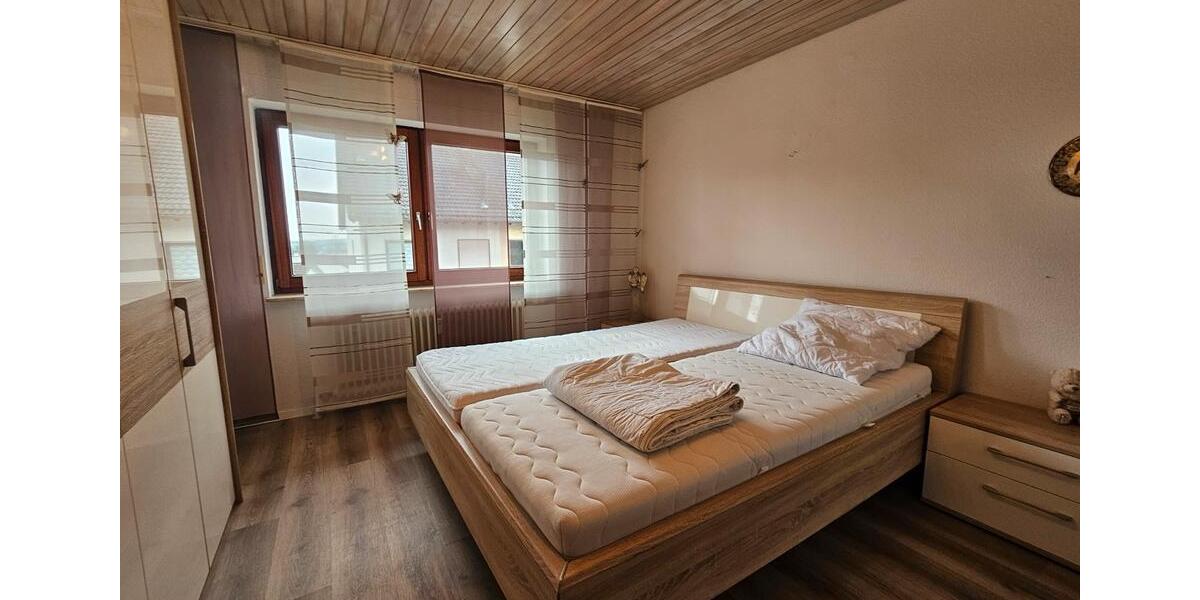 Etagenwohnung Sachsenheim - 3 Zimmer, 75 m&sup2;, 275.000&euro; | Angebot:24851897