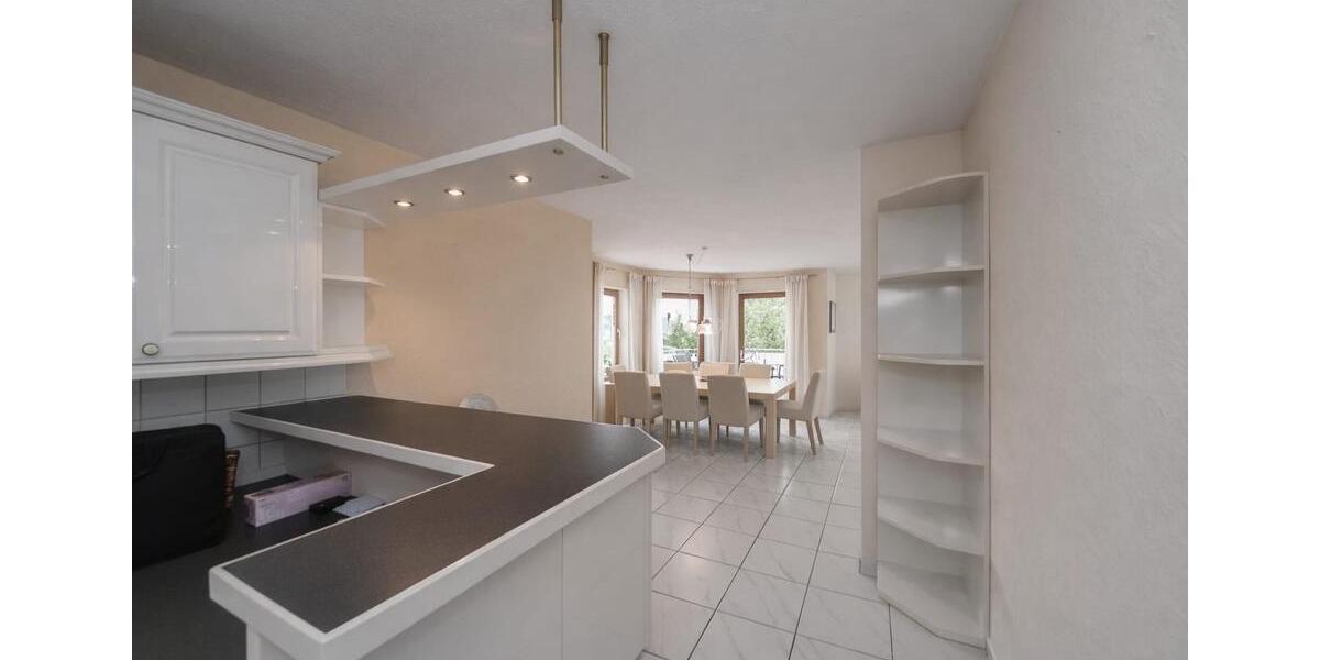Erdgeschoßwohnung Neckarwestheim - 4 Zimmer, 127 m&sup2;, 1.500&euro; | Angebot:26285298