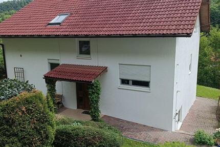 Dachgeschoßwohnung 4 zimmer