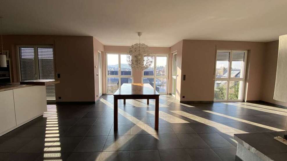 Haus zum Kaufen in Angelbachtal 895.000 € 243 m²