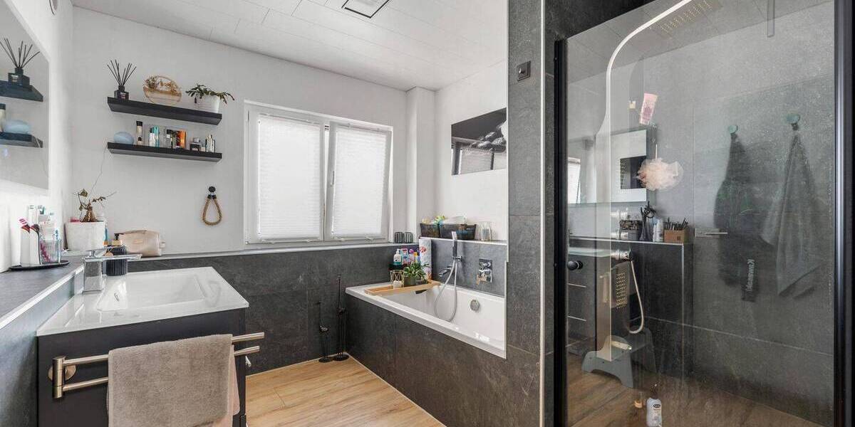 Doppelhaushälfte Kirchardt - 5 Zimmer, 149 m&sup2;, 459.000&euro; | Angebot:26037403