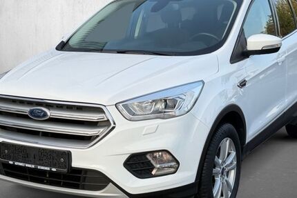 Ford Kuga 82.933 km 13.450 &euro; Ludwigsburg 71636