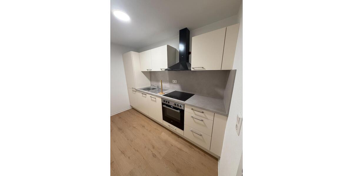 Etagenwohnung Heilbronn Frankenbach - 5 Zimmer, 15 m&sup2;, 370&euro; | Angebot:24300731