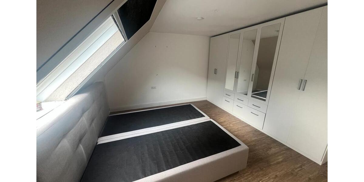 Dachgeschoßwohnung Forchtenberg - 3.5 Zimmer, 95 m&sup2;, 750&euro; | Angebot:25248087