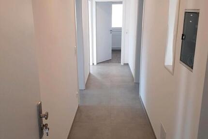 Wohnung Massenbachhausen - 4 Zimmer, 85 m&sup2;, 1.000&euro; | Angebot:26619565