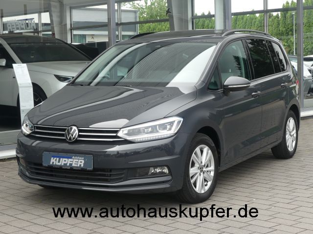 VW Touran 28.580 km 32.400 &euro; Vaihingen / Enz 71665
