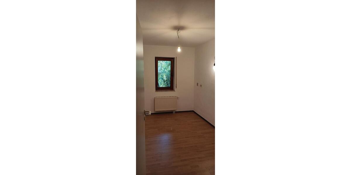 Terrassenwohnung Güglingen - 3 Zimmer, 80 m&sup2;, 760&euro; | Angebot:26691627