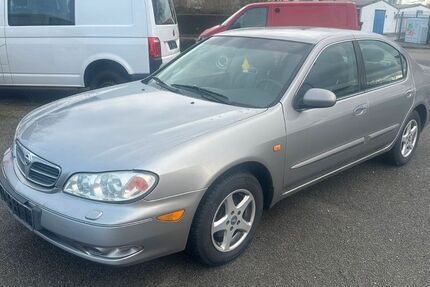 Nissan Maxima 170.000 km 2.500 &euro; Güglingen-Frauenzimmern(bei Heilbronn) 74363