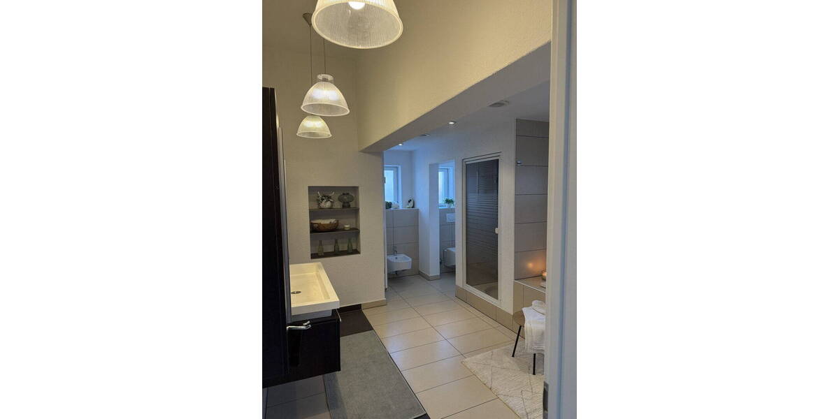Etagenwohnung Freiberg am Neckar Heutingsheim - 4 Zimmer, 165 m&sup2;, 665.000&euro; | Angebot:26791663